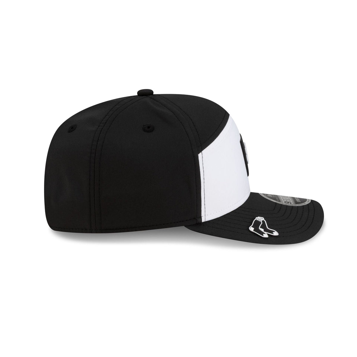 Boston Red Sox 2026 Clubhouse Black & White Split Panel 9SEVENTY Stretch-Snap Hat