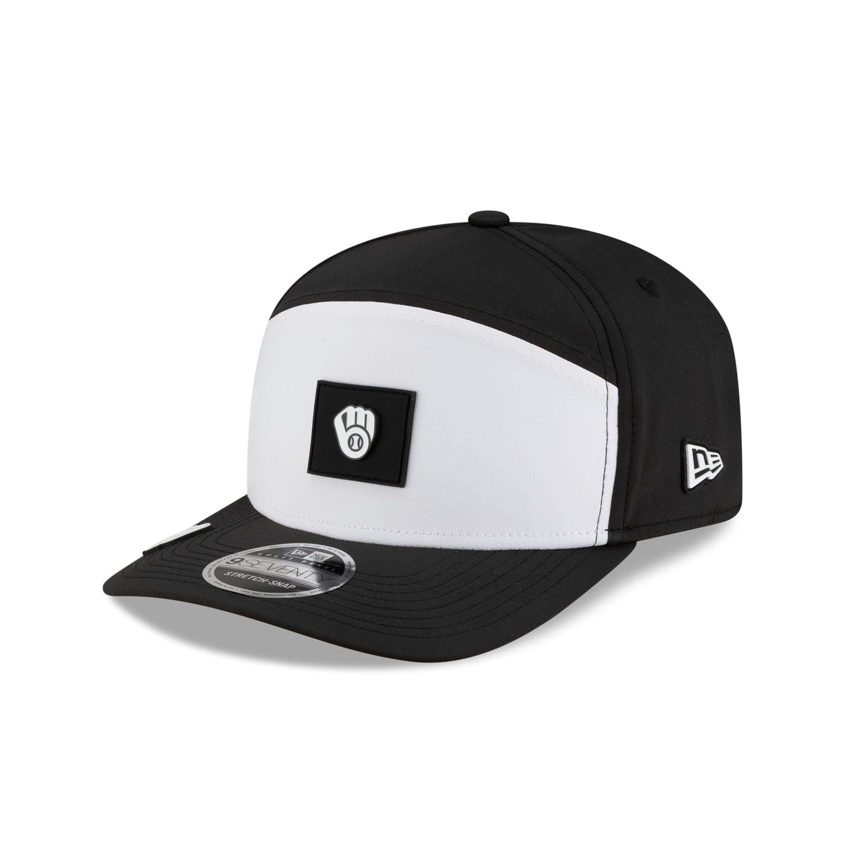 Milwaukee Brewers 2026 Clubhouse Black & White Split Panel 9SEVENTY Stretch-Snap Hat