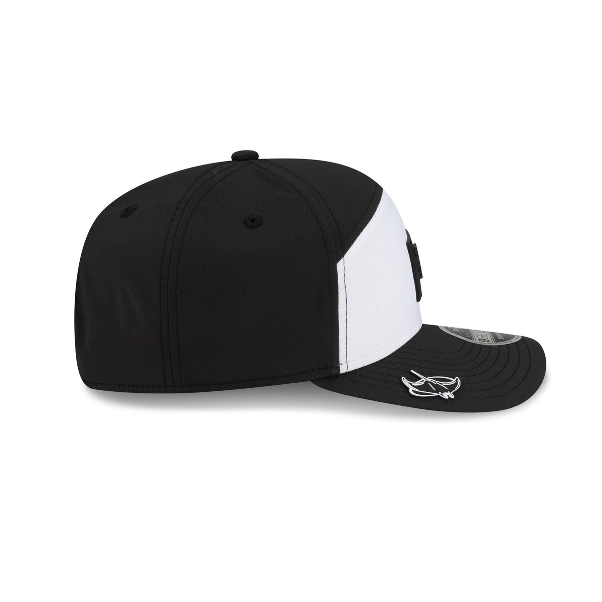 Tampa Bay Rays 2026 Clubhouse Black & White Split Panel 9SEVENTY Stretch-Snap Hat