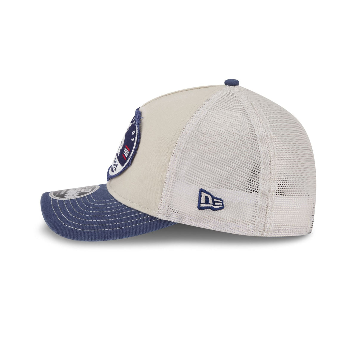 Chicago White Sox Frayed 9FORTY M-Crown A-Frame Trucker Hat