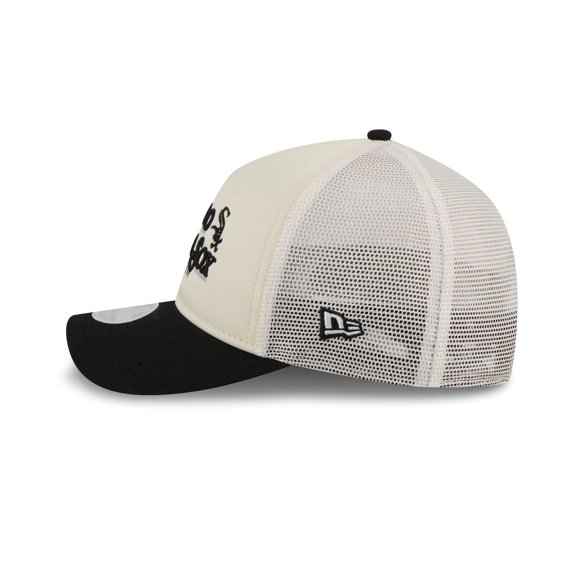 Chicago White Sox Retro Chrome Women's White 9FORTY M-Crown A-Frame Trucker Hat