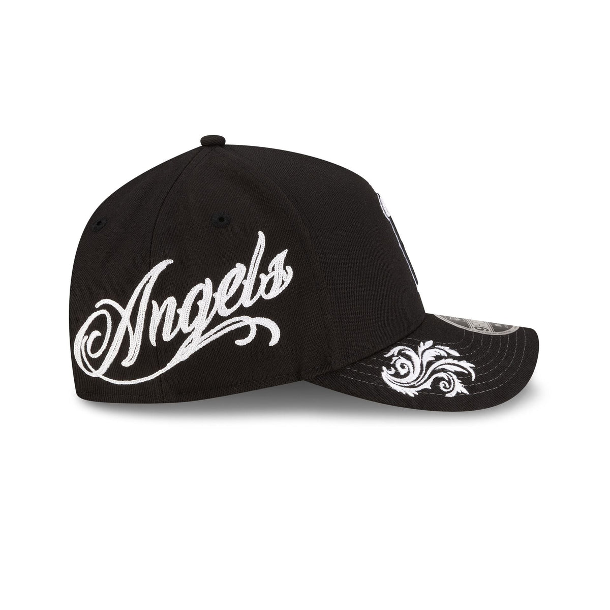Los Angeles Angels Script Black and White 9FORTY M-Crown A-Frame Snapback Hat