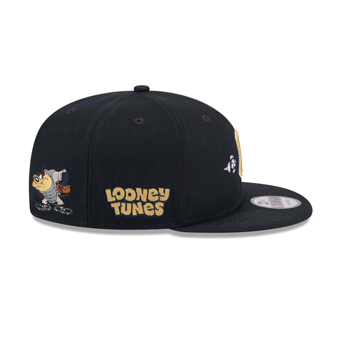 Cleveland Guardians Tasmanian Devil Swing 9FIFTY Snapback Hat