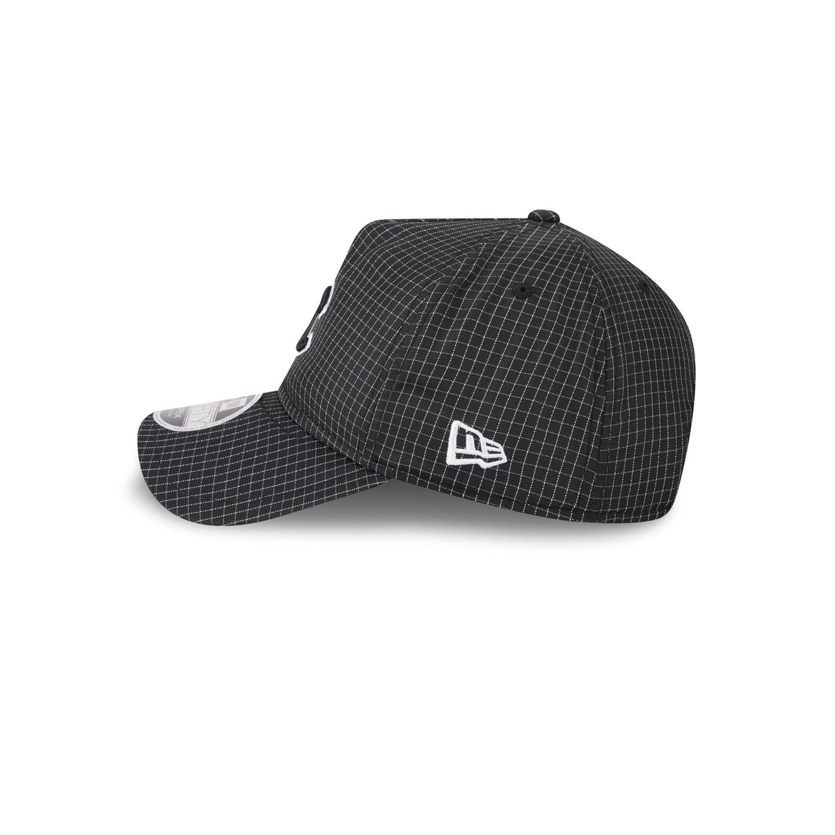 Chicago Cubs Grid 9FORTY APEX Snapback Hat
