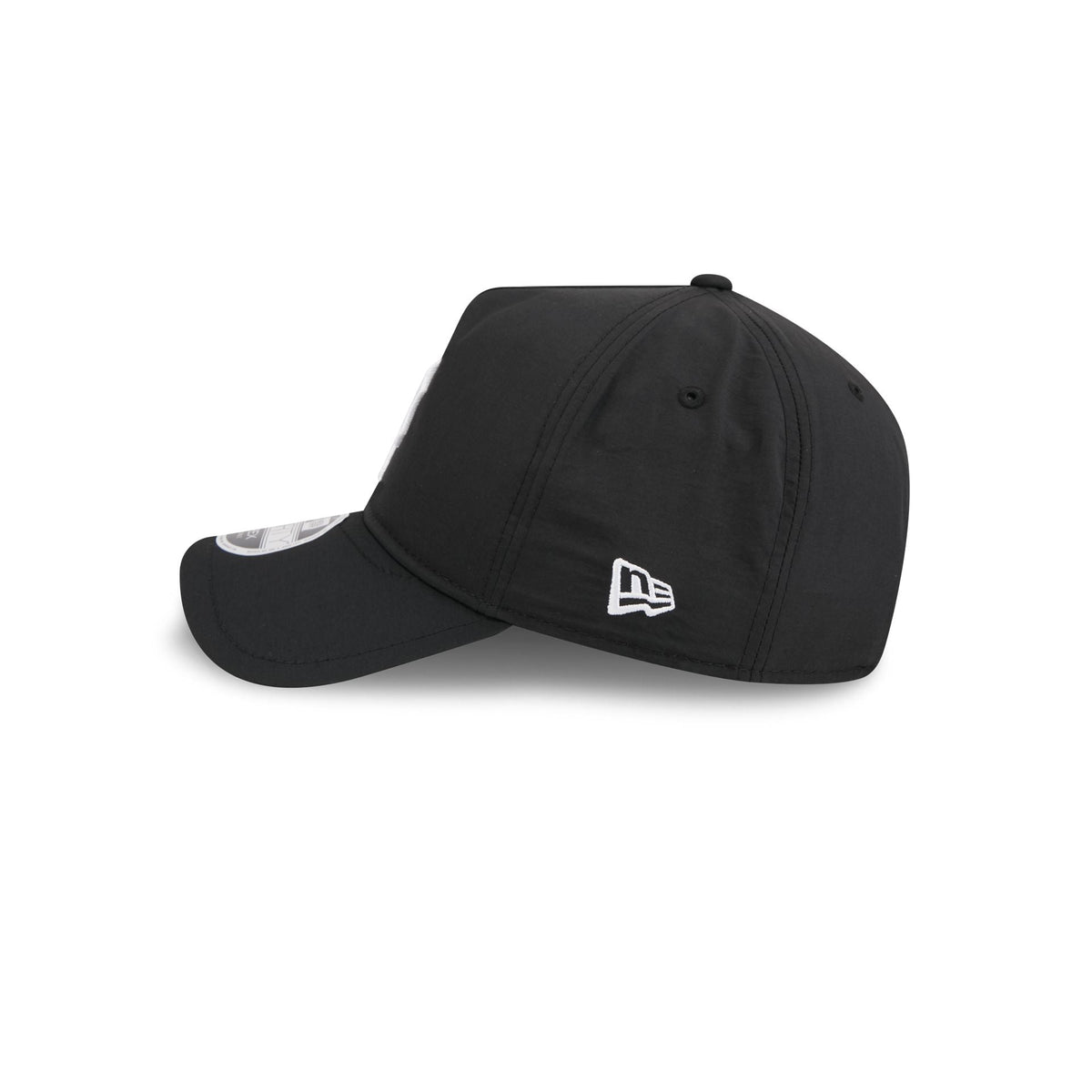 Pittsburgh Pirates Black 9FORTY APEX Snapback Hat