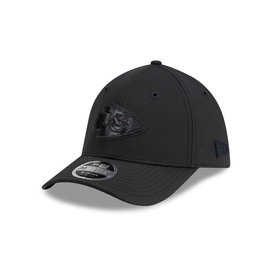 Kansas City Chiefs 2026 Sideline Black 39THIRTY M-Crown Stretch Fit Hat