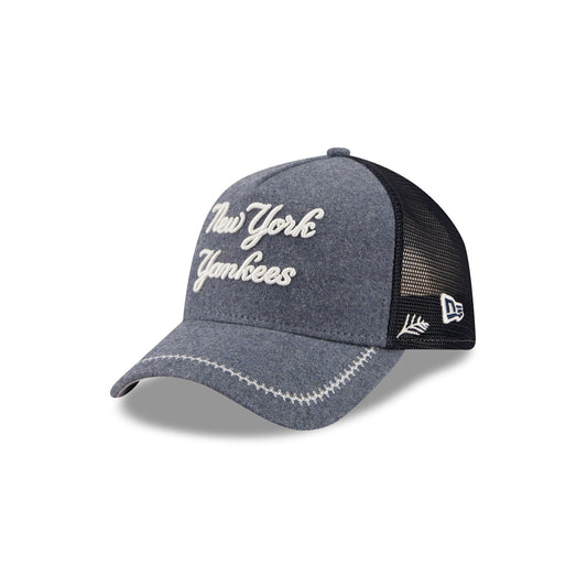 New York Yankees Navy Brushed Chambray 9FORTY A-Frame Trucker Hat